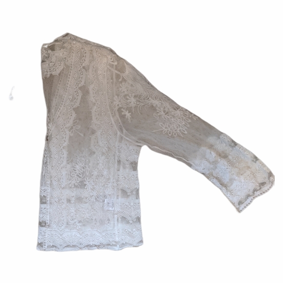 Vintage Embroidered floral mesh top - Picture 3 of 3